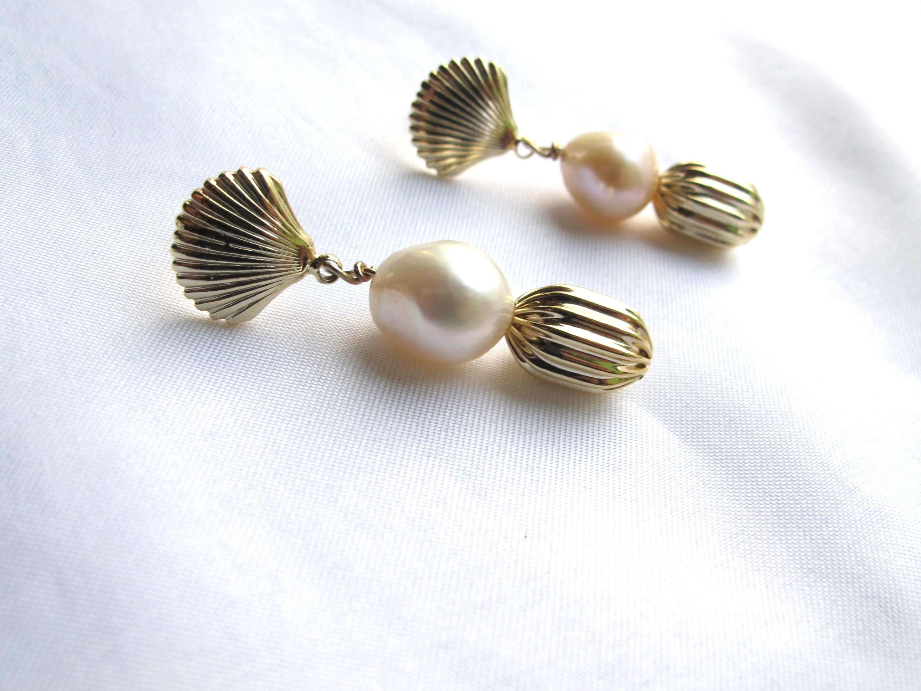 14K gold with fresh water pearl earrings – Mosul