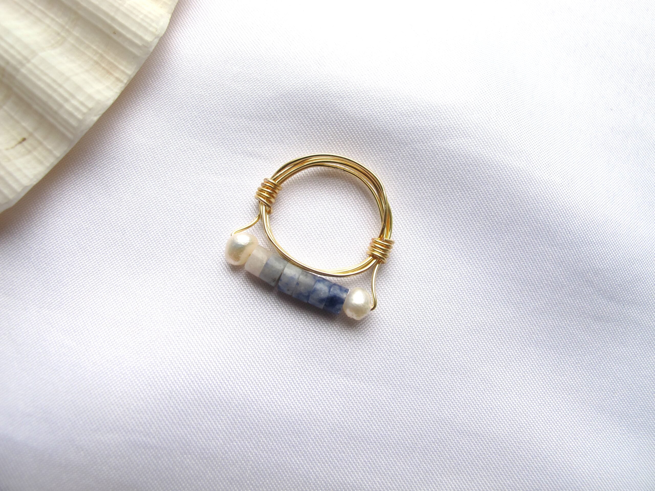 Gradient Stone with Pearl Ring – Alexandria