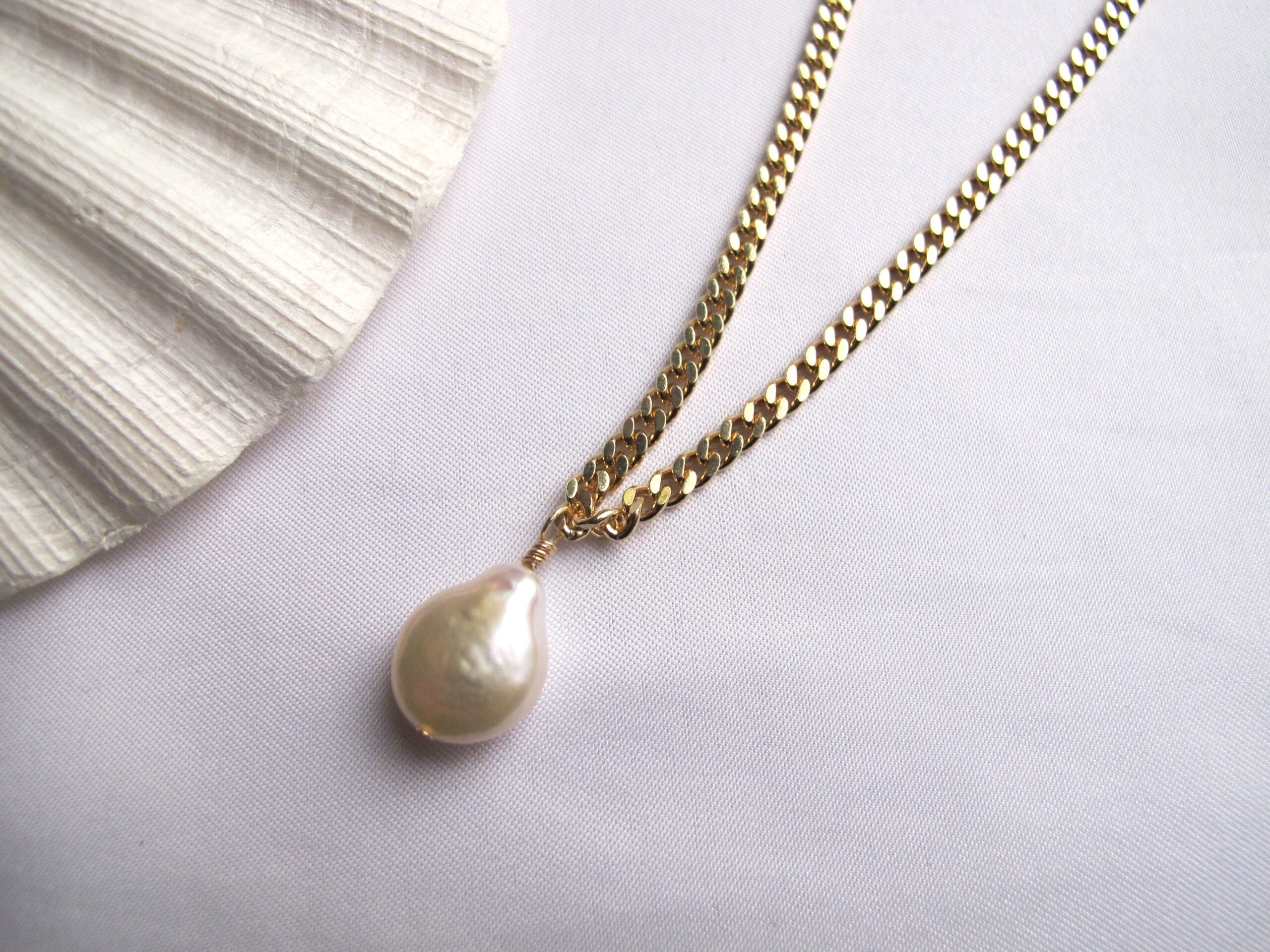 Pearl Pendant Chain Necklace – Ipanema