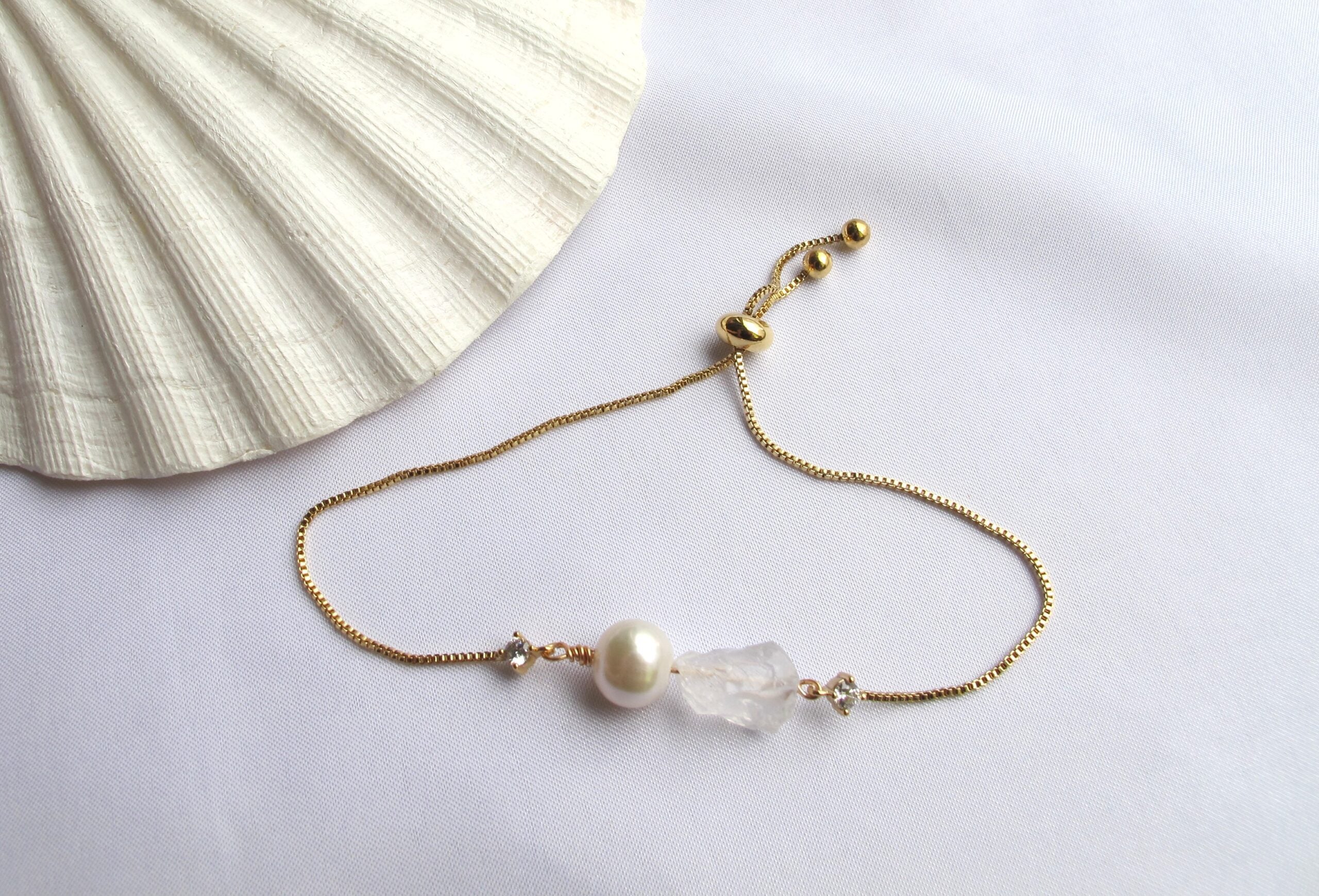 Pearl with stone adjustable bracelet – Sardinia
