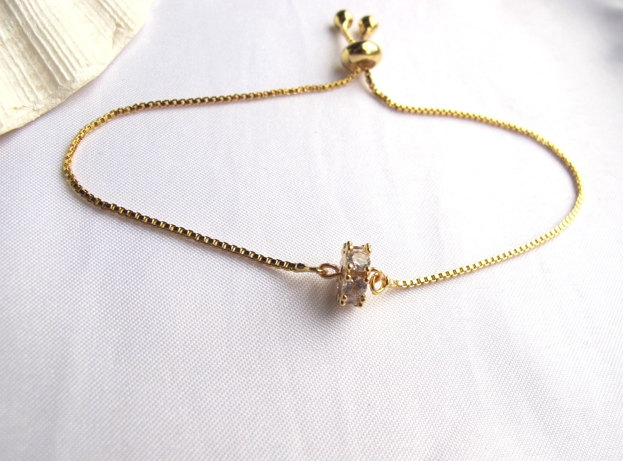 14K Gold Zircon Circle necklace &amp; bracelet set – Turks and Caicos