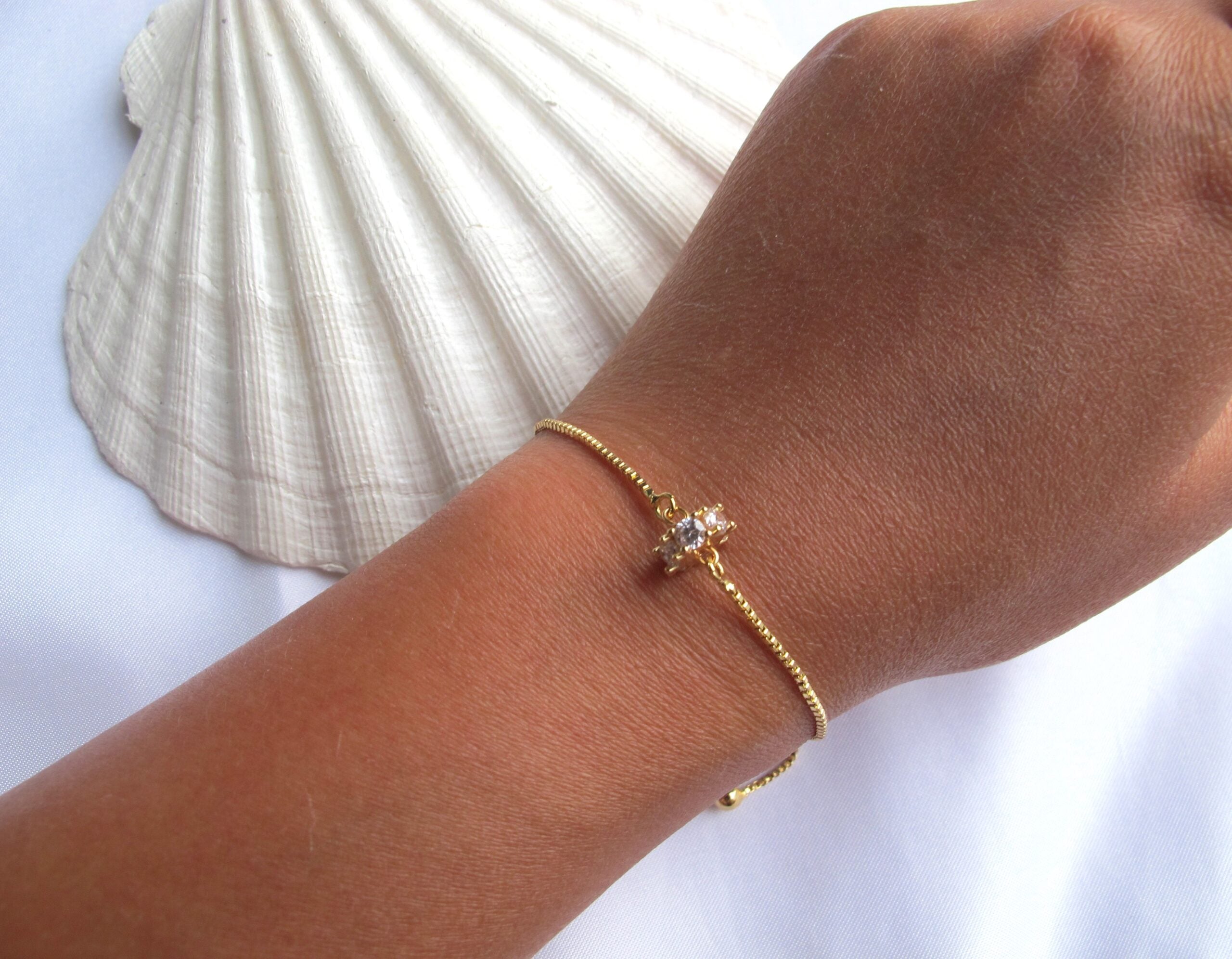 14K Gold Zircon Circle necklace &amp; bracelet set – Turks and Caicos